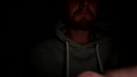 Snapshot of lukeeeeey96 chatting on 10.01.25 lukeeeeey96 online show from 10.01.25