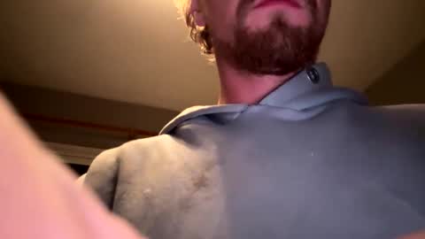 Snapshot of lukeeeeey96 chatting on 10.01.25 lukeeeeey96 online show from 10.01.25