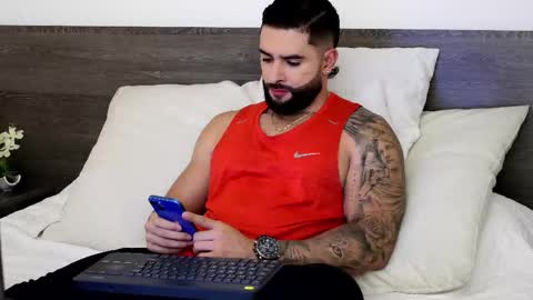 Snapshot of lukhass chatting on 10.13.25 Lukhas f4f online show from 10.13.25
