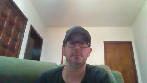 Snapshot of lukz88bigcock chatting on 01.31.25 Luke online show from 01.31.25