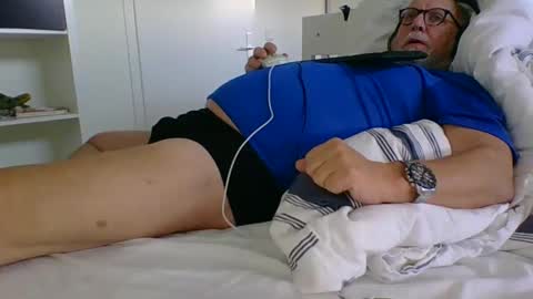 Snapshot of luley58 chatting on 02.01.25 luley58 online show from 02.01.25