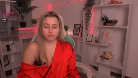 Lily online show from 11.24.25