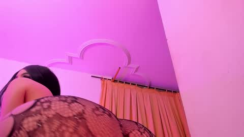 BRENDA TATIANA online show from 12.19.24