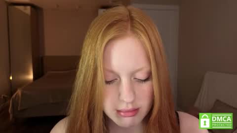Snapshot of lulu_moons chatting on 10.05.25 Lulu online show from 10.05.25