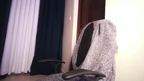 lulu_sparks1 online show from 05.01.26