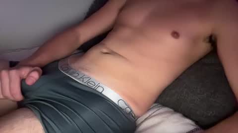 Snapshot of lululemonbitch2 chatting on 01.20.25 hey online show from 01.20.25