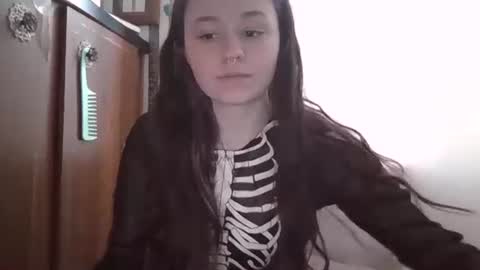 Connie online show from 02.20.25