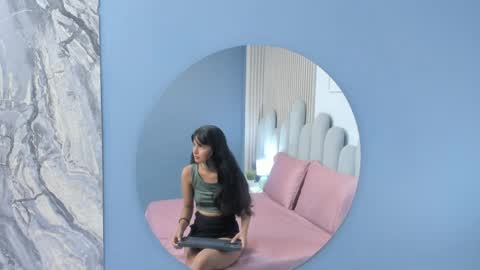 luly_dreams online show from 04.07.26