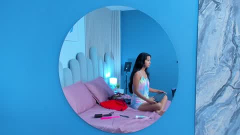 luly_dreams online show from 04.12.26