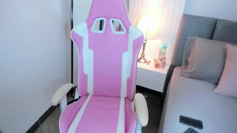 Lucy online show from 11.25.25