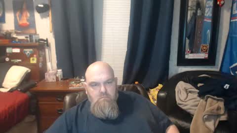 Snapshot of lump420 chatting on 12.29.24 lump420 online show from 12.29.24