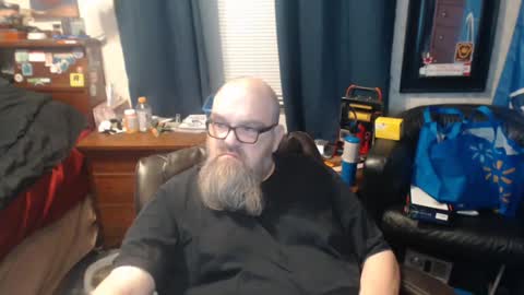 Snapshot of lump420 chatting on 10.12.25 lump420 online show from 10.12.25