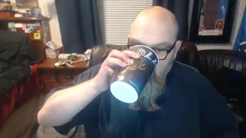 Snapshot of lump420 chatting on 11.22.25 lump420 online show from 11.22.25