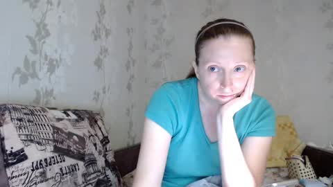 Snapshot of luna_bliiss chatting on 05.31.26 Eva online show from 05.31.26