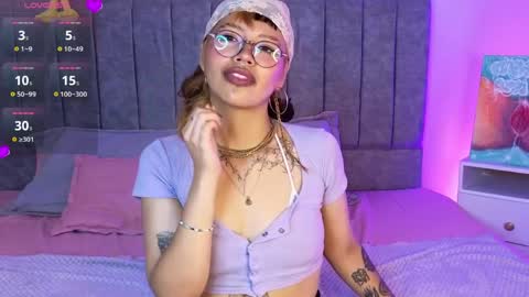 luna_blooms online show from 03.30.26