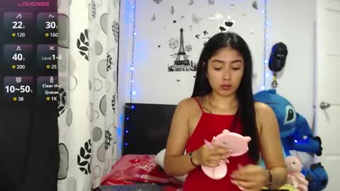 Luna charlotte95 online show from 01.11.26