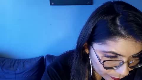 luna  online show from 02.24.25