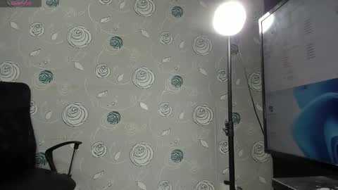 Luna Eva online show from 02.05.26