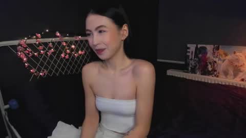 Elizabeth online show from 03.28.26
