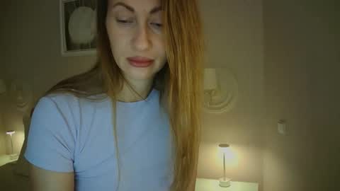 luna_hoti online show from 10.14.25