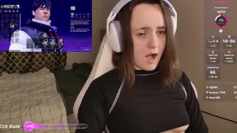 luna_loveeee online show from 12.04.25