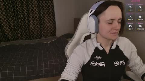 luna_loveeee online show from 04.10.26