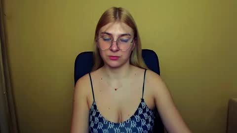 Luna online show from 01.29.25