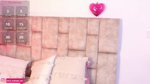 Snapshot of luna_ocampo chatting on 12.15.25 online show from 12.15.25