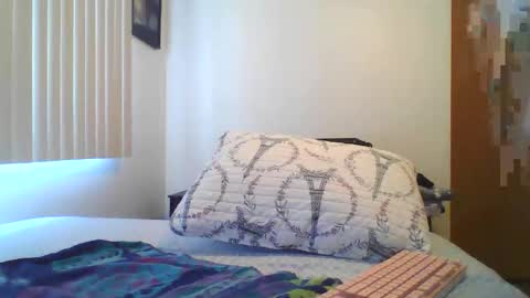 Luna Samosienko online show from 05.04.26