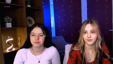 Luna online show from 12.15.25