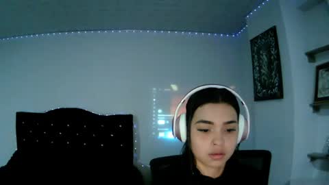 Snapshot of luna_velvet7 chatting on 05.21.26 luna_velvet7 online show from 05.21.26