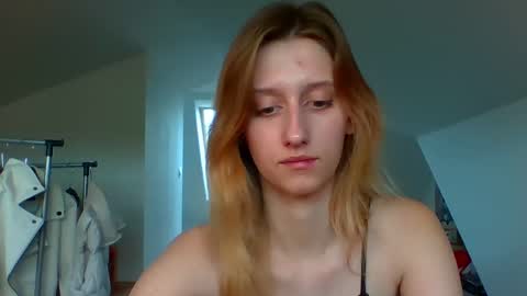 L U N A  online show from 12.04.24