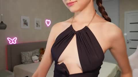 Sweet Luna online show from 07.12.26
