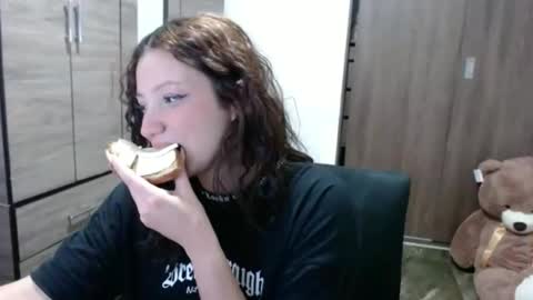 lunaa_sub online show from 10.27.25