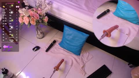 Snapshot of lunaaridi chatting on 12.02.24 Luna online show from 12.02.24