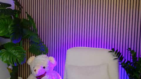 LunaBex online show from 10.18.25