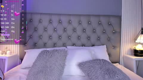 Luna  online show from 04.09.26