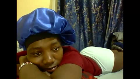 lunah_kitty online show from 05.18.26