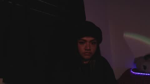 Snapshot of lunahotvibe chatting on 04.03.26 Luna Online mostly at 9 am 8 pm online show from 04.03.26