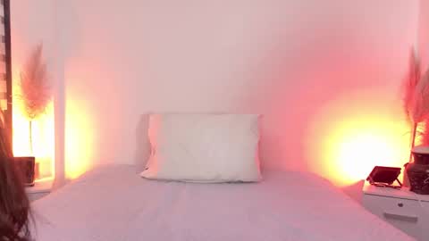 Scarleet online show from 02.28.26