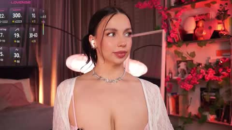 Luna  next streams Mon Fri Sat Sun 8pm-5am gmt0 online show from 09.29.25