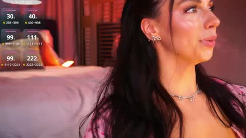 Luna  next streams Mon Fri Sat Sun 8pm-5am gmt0 online show from 04.21.26