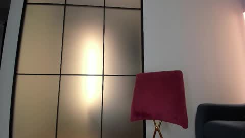 Aisha online show from 10.13.25