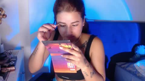 Snapshot of lunapalmer01 chatting on 11.23.25 Julieth online show from 11.23.25