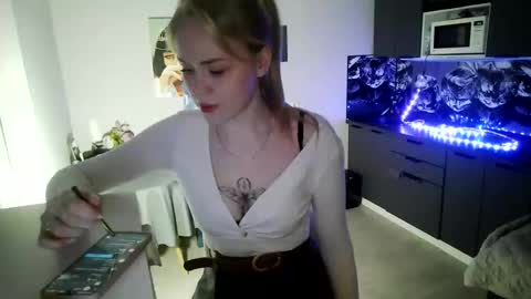 lunapeony online show from 02.09.26