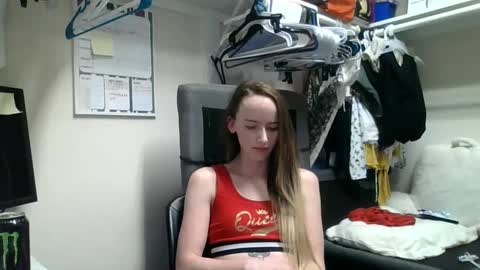 Snapshot of lunapixie2020 chatting on 02.09.25 lunapixie2020 online show from 02.09.25