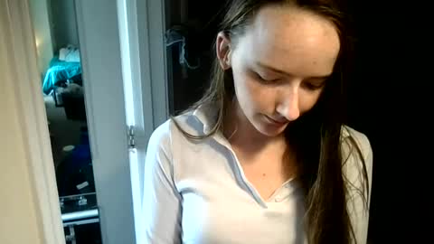 Snapshot of lunapixie2020 chatting on 06.24.26 lunapixie2020 online show from 06.24.26