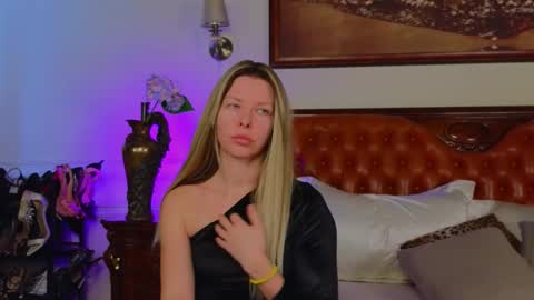 Luna Rishi online show from 03.02.26