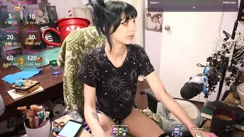 ..LunaSparkles. online show from 02.18.25