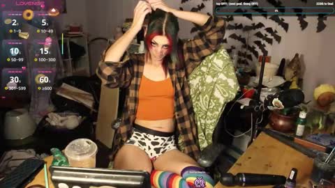 ..LunaSparkles. online show from 12.14.25